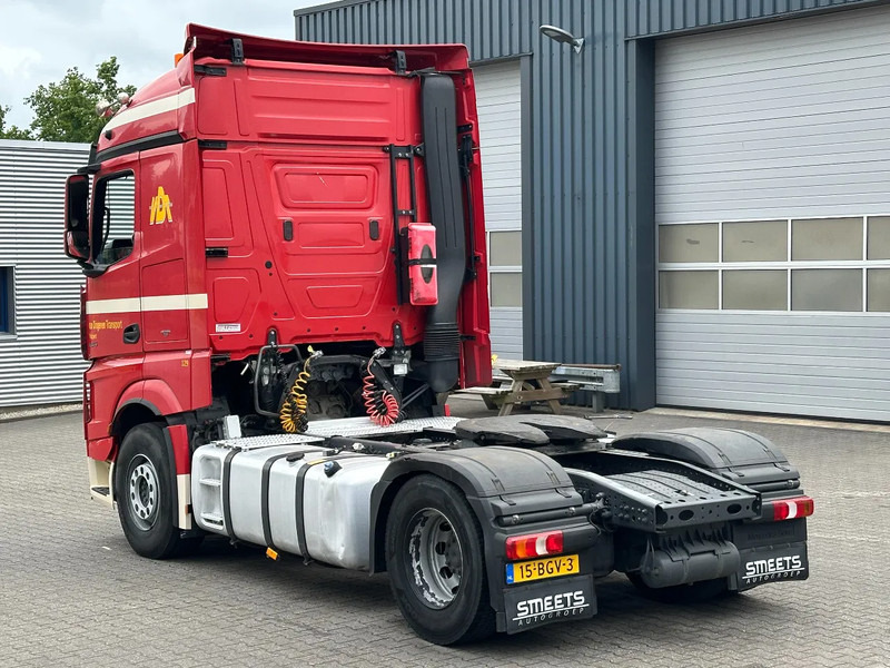Mercedes-Benz Actros 1945 4x2 / Euro 6 / 2 Tank / Apk *NL-Truck* - Sadulveok: pilt 4 Mercedes-Benz Actros 1945 4x2 / Euro 6 / 2 Tank / Apk *NL-Truck* - Sadulveok: pilt 4