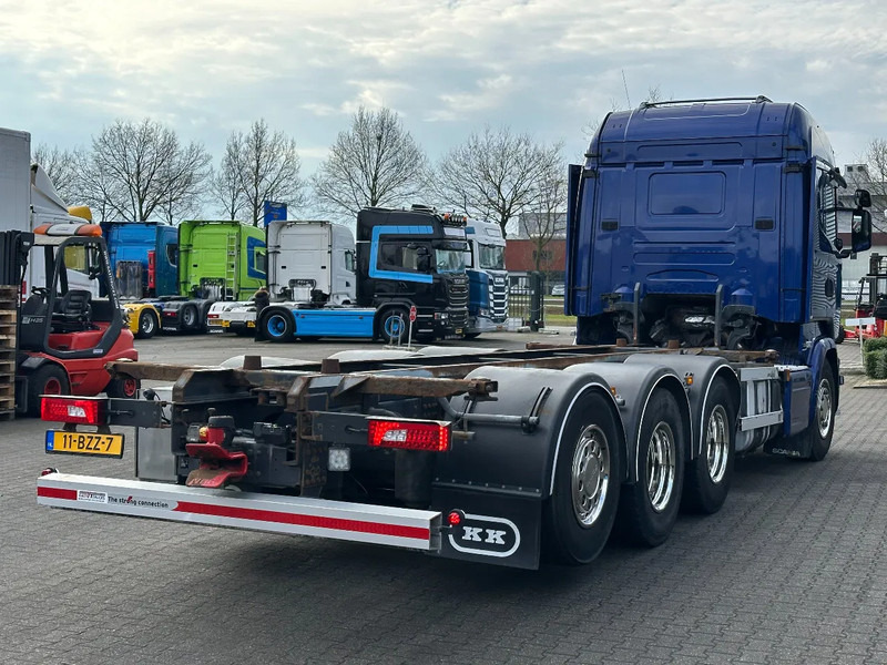 Scania R520 V8 8x4*4 Bdf / Retarder / 2 Tank / Full Air / Euro 6 - Konteinerveduk/ Tõstukiga veoauto: pilt 5 Scania R520 V8 8x4*4 Bdf / Retarder / 2 Tank / Full Air / Euro 6 - Konteinerveduk/ Tõstukiga veoauto: pilt 5