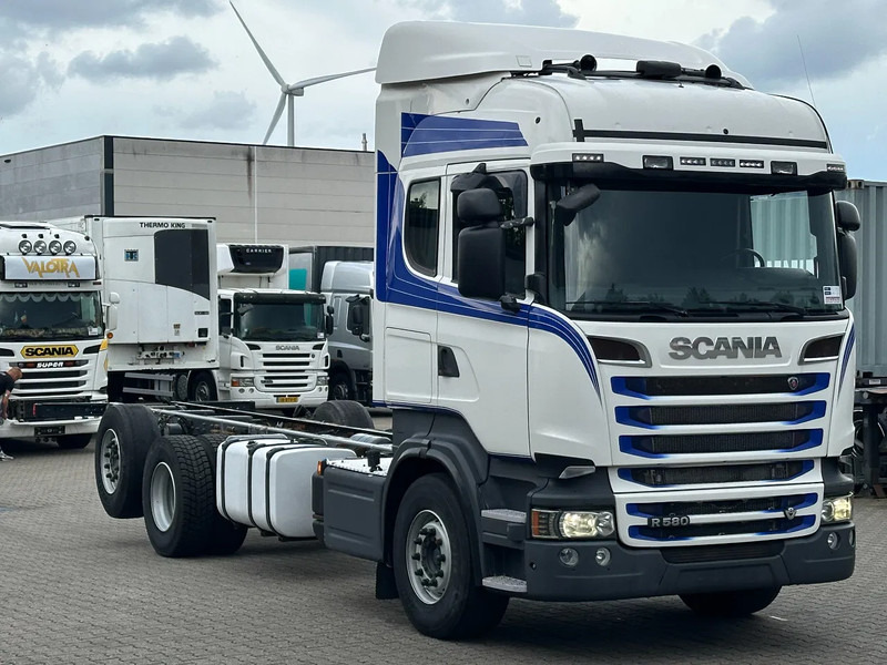 Scania R580 V8 6x2*4 Chassis Retarder Full Air 4.90 Wb Euro 6 - Kabiinišassiiga veoauto: pilt 3 Scania R580 V8 6x2*4 Chassis Retarder Full Air 4.90 Wb Euro 6 - Kabiinišassiiga veoauto: pilt 3