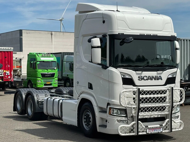 Scania R660 V8 6x4 or 6x2 Chassis with Lift-Axle / Retarder / Wb 4.75 / Full Air - Kabiinišassiiga veoauto: pilt 2 Scania R660 V8 6x4 or 6x2 Chassis with Lift-Axle / Retarder / Wb 4.75 / Full Air - Kabiinišassiiga veoauto: pilt 2