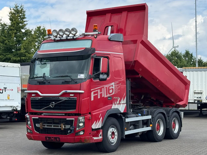 Volvo FH 16.700 6x4 Tipper And Tractor Combi / Euro 5 - Kallurauto: pilt 1 Volvo FH 16.700 6x4 Tipper And Tractor Combi / Euro 5 - Kallurauto: pilt 1