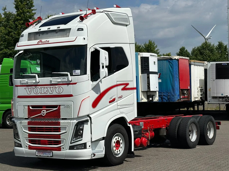 Volvo FH 16.750 6x4 Globe XL Chassis Retarder 4.30 Wb Full Air - Kabiinišassiiga veoauto: pilt 1 Volvo FH 16.750 6x4 Globe XL Chassis Retarder 4.30 Wb Full Air - Kabiinišassiiga veoauto: pilt 1