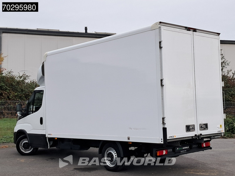 Iveco Daily 35S16 Automatik Kastenwagen Hintertüren 160PS Klimaanlage Kamera Euro6 Möbelkasten A/C - Tarbesõiduk furgoon: pilt 5 Iveco Daily 35S16 Automatik Kastenwagen Hintertüren 160PS Klimaanlage Kamera Euro6 Möbelkasten A/C - Tarbesõiduk furgoon: pilt 5
