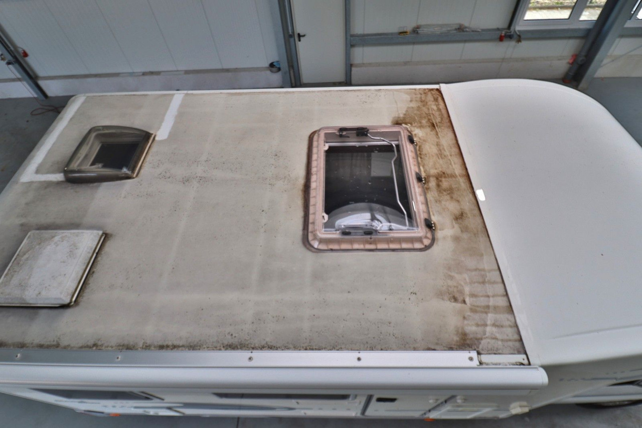 Adria Coral 590 DS / Festbett / Sehr gepflegt - Poolintegreeritud matkaauto: pilt 5 Adria Coral 590 DS / Festbett / Sehr gepflegt - Poolintegreeritud matkaauto: pilt 5