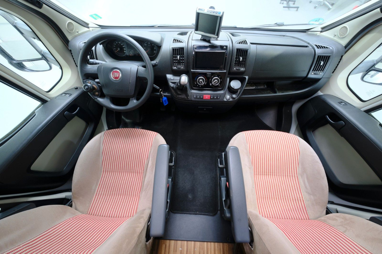 Adria Matrix Axess M 590 SG/Automatik/Hubbett/TOP - Poolintegreeritud matkaauto: pilt 5 Adria Matrix Axess M 590 SG/Automatik/Hubbett/TOP - Poolintegreeritud matkaauto: pilt 5