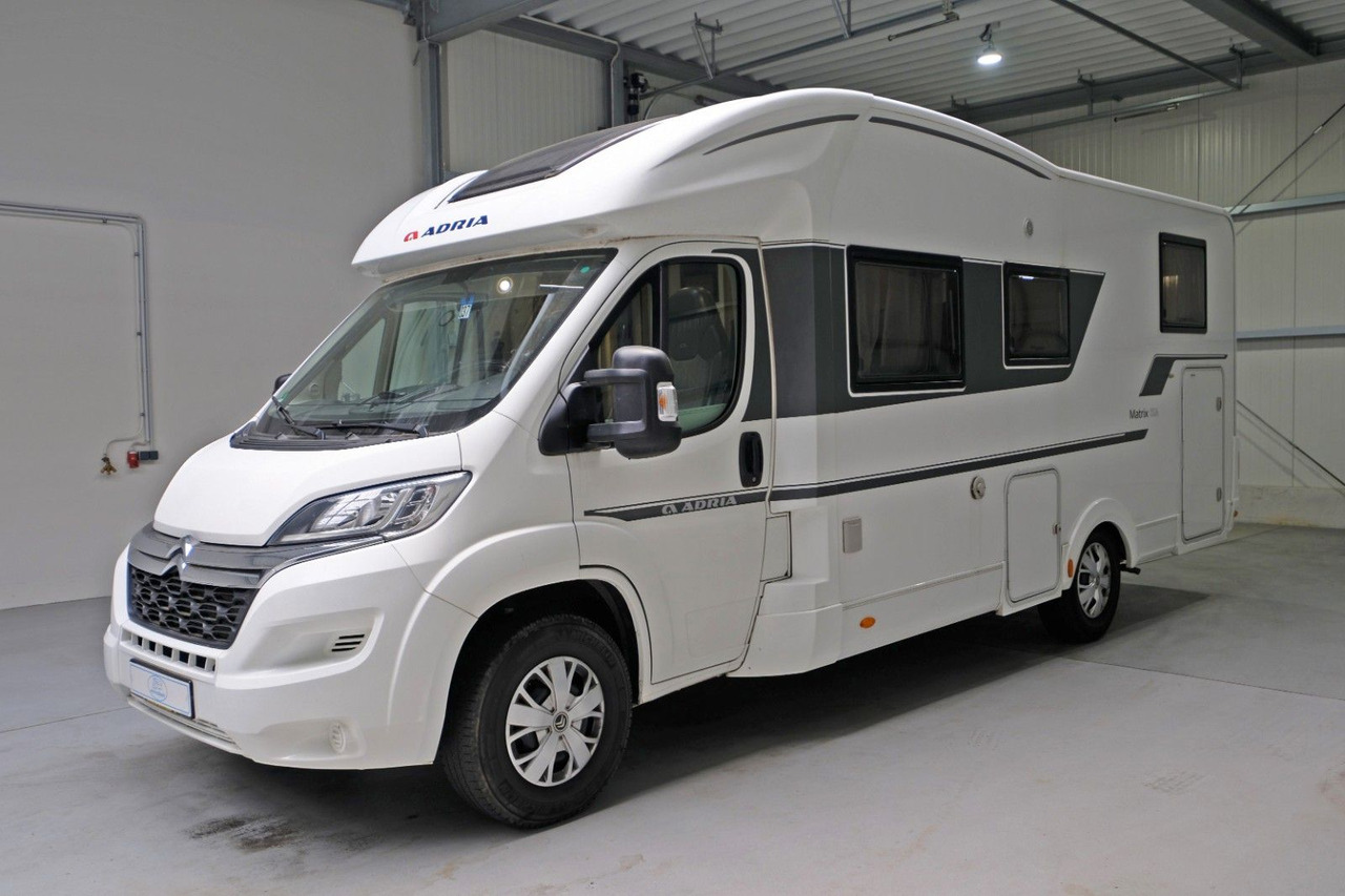 Adria Matrix M 670 SL/Einzelbetten+Hubbett/Klima/Solar - Poolintegreeritud matkaauto: pilt 2 Adria Matrix M 670 SL/Einzelbetten+Hubbett/Klima/Solar - Poolintegreeritud matkaauto: pilt 2