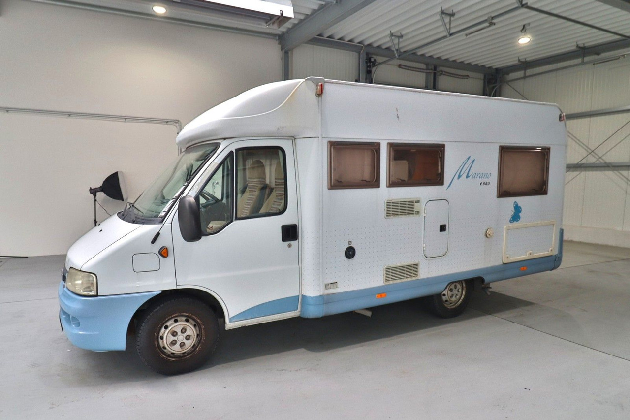 Bürstner T 580 Marano/Festbett/Solar/Markise/nur 5,99 m - Poolintegreeritud matkaauto: pilt 2 Bürstner T 580 Marano/Festbett/Solar/Markise/nur 5,99 m - Poolintegreeritud matkaauto: pilt 2