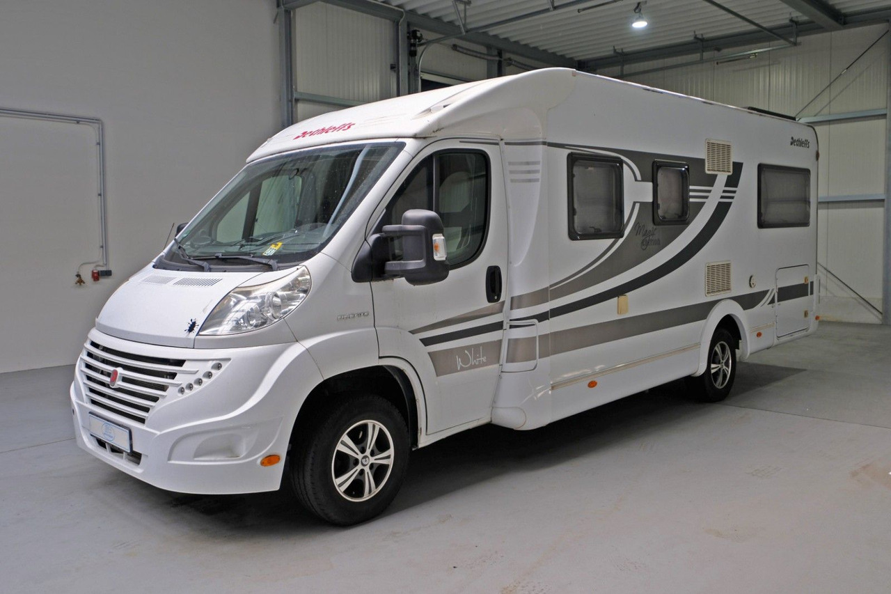 Dethleffs T 001 Magic Edition White/Einzelbetten/Solar - Poolintegreeritud matkaauto: pilt 2 Dethleffs T 001 Magic Edition White/Einzelbetten/Solar - Poolintegreeritud matkaauto: pilt 2