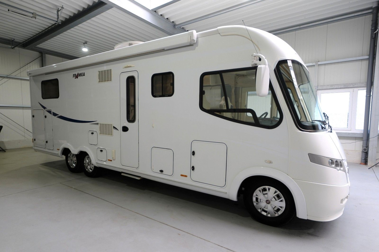 Frankia I 840 QD/Automatik/Festbett+Hubbett/TOP - Täisintegreeritud matkaauto: pilt 1 Frankia I 840 QD/Automatik/Festbett+Hubbett/TOP - Täisintegreeritud matkaauto: pilt 1