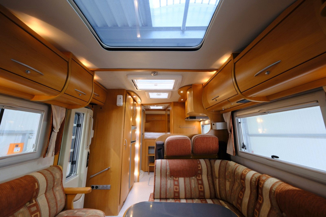 Frankia T 740 BD/Festbett/Garage/Klima/Solar/158 PS - Poolintegreeritud matkaauto: pilt 5 Frankia T 740 BD/Festbett/Garage/Klima/Solar/158 PS - Poolintegreeritud matkaauto: pilt 5