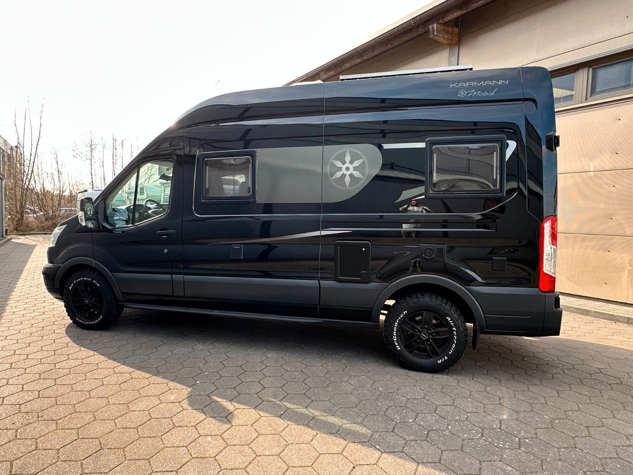 Karmann Dexter 560 Trend 4x4/1.Hand/Festbett/Klima/Solar - Campervan: pilt 5 Karmann Dexter 560 Trend 4x4/1.Hand/Festbett/Klima/Solar - Campervan: pilt 5