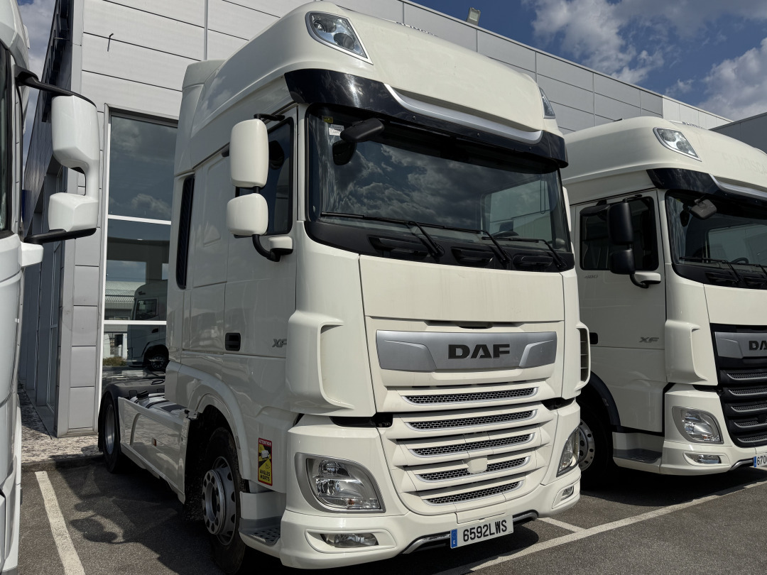DAF XF 530 Super Space Cab - Sadulveok: pilt 1 DAF XF 530 Super Space Cab - Sadulveok: pilt 1