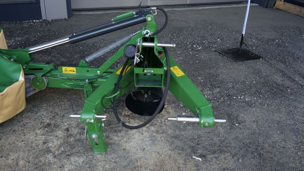 Krone ActiveMow R240 (20695) - Niiduk: pilt 3 Krone ActiveMow R240 (20695) - Niiduk: pilt 3
