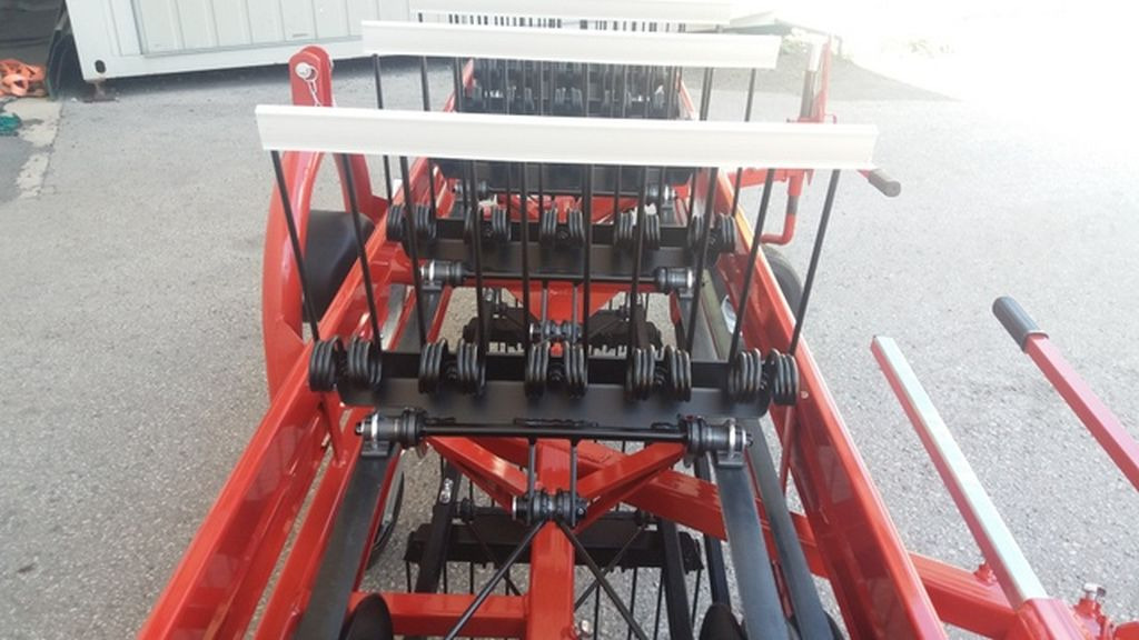 Molon 250/5R zu Traktor gEnio (15866) - Kaarutaja/ Reha: pilt 3 Molon 250/5R zu Traktor gEnio (15866) - Kaarutaja/ Reha: pilt 3