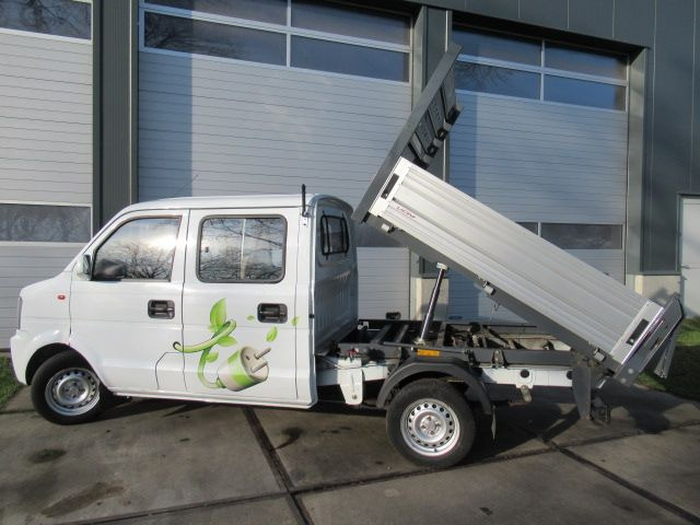DFSK Cityhopper 3-Z. Kipper Dubbelcabine Elektrisch - Tarbesõiduk kallur, Meeskonnaauto: pilt 2 DFSK Cityhopper 3-Z. Kipper Dubbelcabine Elektrisch - Tarbesõiduk kallur, Meeskonnaauto: pilt 2