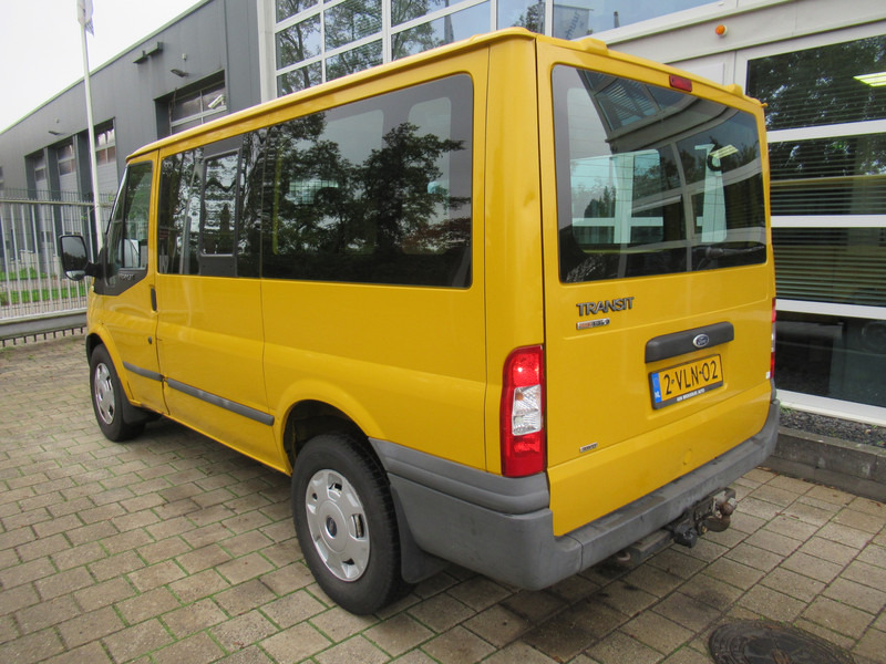 Ford Transit 140T330S 2.4 TDCI 103KW AWD 4x4 4WD - Väike kaubik: pilt 5 Ford Transit 140T330S 2.4 TDCI 103KW AWD 4x4 4WD - Väike kaubik: pilt 5