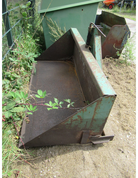 Grondbakje tbv Trekker 3-PT hef Kantelbaar - Laaduri kopp: pilt 2 Grondbakje tbv Trekker 3-PT hef Kantelbaar - Laaduri kopp: pilt 2