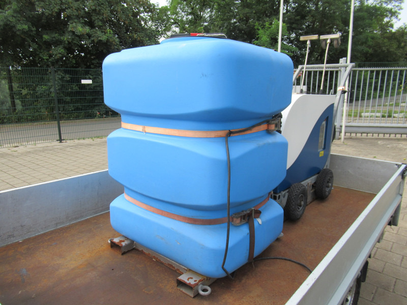 Heatweed Wave MiniSeries 2-120bar 99°C 6L/min Onkruid stoom machine - Survepesur: pilt 4 Heatweed Wave MiniSeries 2-120bar 99°C 6L/min Onkruid stoom machine - Survepesur: pilt 4