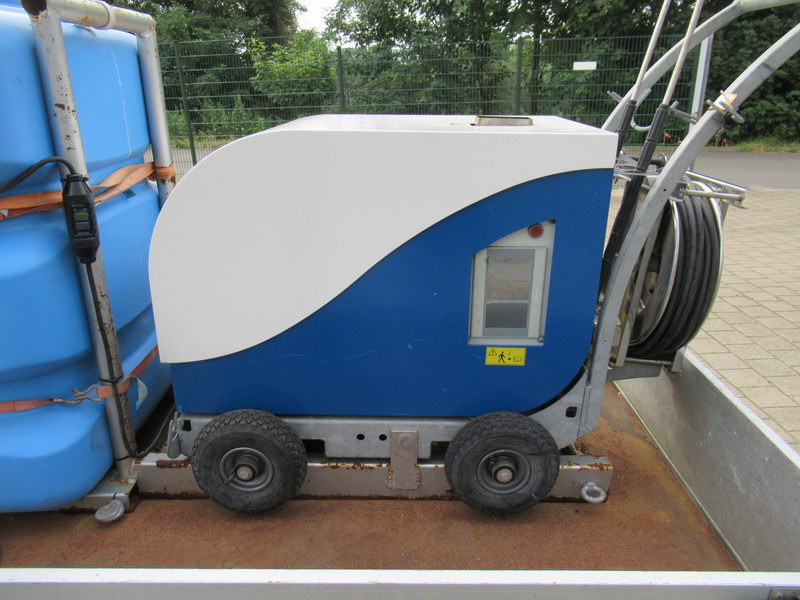 Heatweed Wave MiniSeries 2-120bar 99°C 6L/min Onkruid stoom machine - Survepesur: pilt 3 Heatweed Wave MiniSeries 2-120bar 99°C 6L/min Onkruid stoom machine - Survepesur: pilt 3