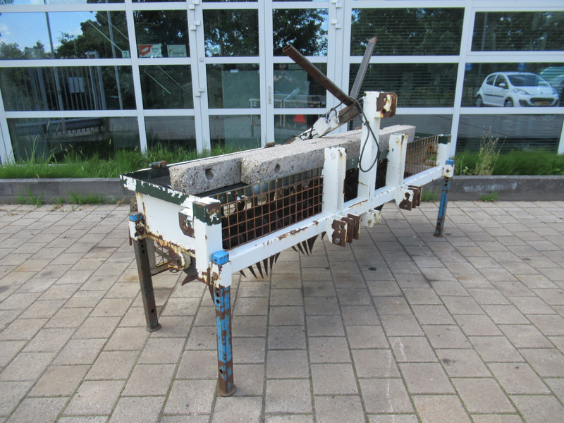Imants VENUS 3P Beluchter 210 cm Prikrol - Aiaharija: pilt 3 Imants VENUS 3P Beluchter 210 cm Prikrol - Aiaharija: pilt 3