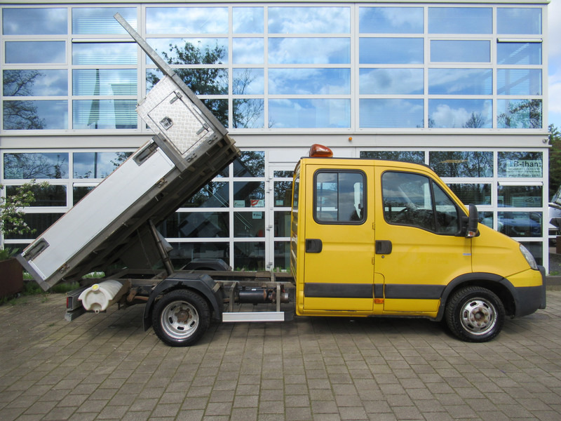 Iveco Daily 35C13 D 345 Kipper Tipper DOKA Dubbelcabine - Tarbesõiduk kallur, Meeskonnaauto: pilt 2 Iveco Daily 35C13 D 345 Kipper Tipper DOKA Dubbelcabine - Tarbesõiduk kallur, Meeskonnaauto: pilt 2