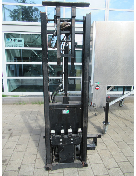 Terberg Zij-belading Mini Container + opvangbak - Lisaseade - Materjali käitlemise seade: pilt 2 Terberg Zij-belading Mini Container + opvangbak - Lisaseade - Materjali käitlemise seade: pilt 2