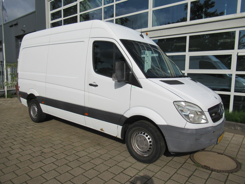 Mercedes-Benz Sprinter 313 2.2 CDI 366 L2H2 AIRCO - Klima - Kaubik: pilt 2 Mercedes-Benz Sprinter 313 2.2 CDI 366 L2H2 AIRCO - Klima - Kaubik: pilt 2