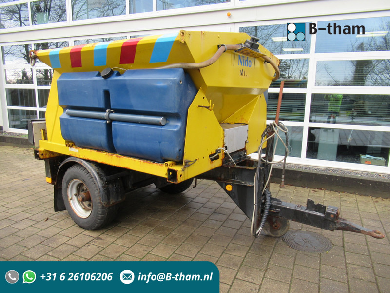 NIDO Stratos B17-18 AWAXN 1.8m3 + 880L Salz streuer Salt Spreader - Liiva-/ Soolajaotur: pilt 1 NIDO Stratos B17-18 AWAXN 1.8m3 + 880L Salz streuer Salt Spreader - Liiva-/ Soolajaotur: pilt 1