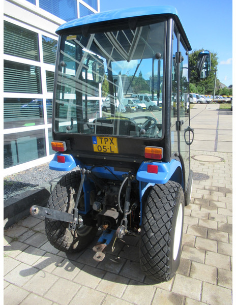New Holland TC21D 4WD 4x4 Cabine Verwarming - Traktor: pilt 4 New Holland TC21D 4WD 4x4 Cabine Verwarming - Traktor: pilt 4