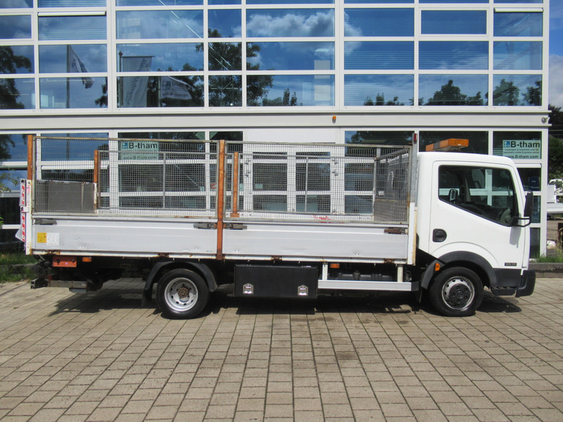 Nissan Cabstar 150.35 3.0TDci 110KW + DHollandia Laadklep - Madelauto: pilt 3 Nissan Cabstar 150.35 3.0TDci 110KW + DHollandia Laadklep - Madelauto: pilt 3