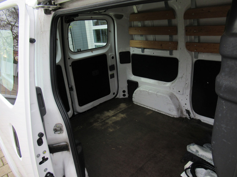 Nissan E-NV200 Optima 24KW accu eigendom, snellader - Väike kaubik, Elektrikaubik: pilt 3 Nissan E-NV200 Optima 24KW accu eigendom, snellader - Väike kaubik, Elektrikaubik: pilt 3