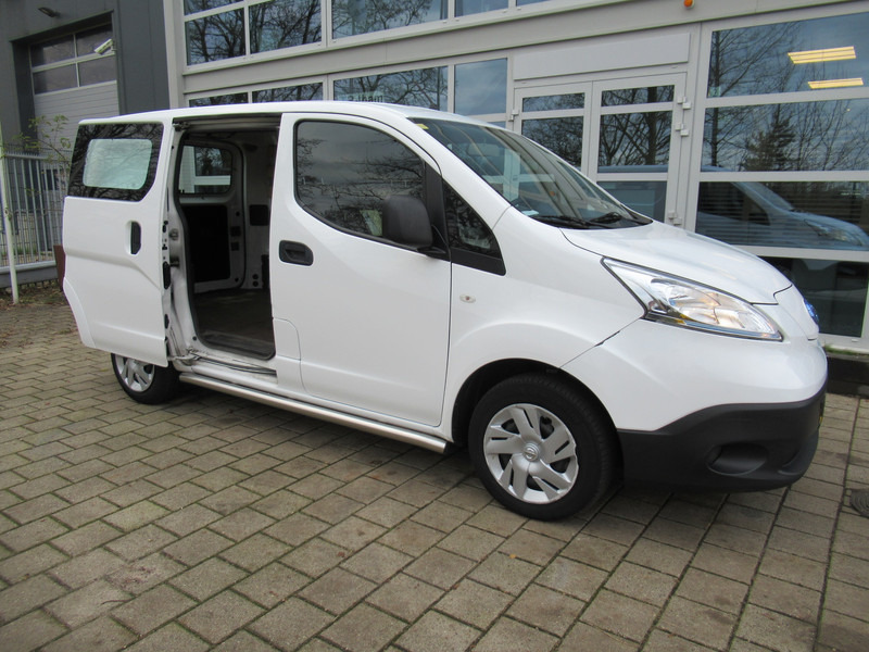 Nissan E-NV200 Optima 24KW accu eigendom, snellader - Väike kaubik, Elektrikaubik: pilt 2 Nissan E-NV200 Optima 24KW accu eigendom, snellader - Väike kaubik, Elektrikaubik: pilt 2