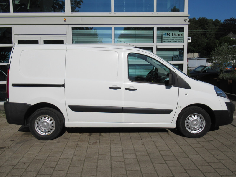 Peugeot Expert 227 1.6 HDI L1H1 P+ 3-zit ! Top Staat ! AIRCO - Väike kaubik: pilt 3 Peugeot Expert 227 1.6 HDI L1H1 P+ 3-zit ! Top Staat ! AIRCO - Väike kaubik: pilt 3