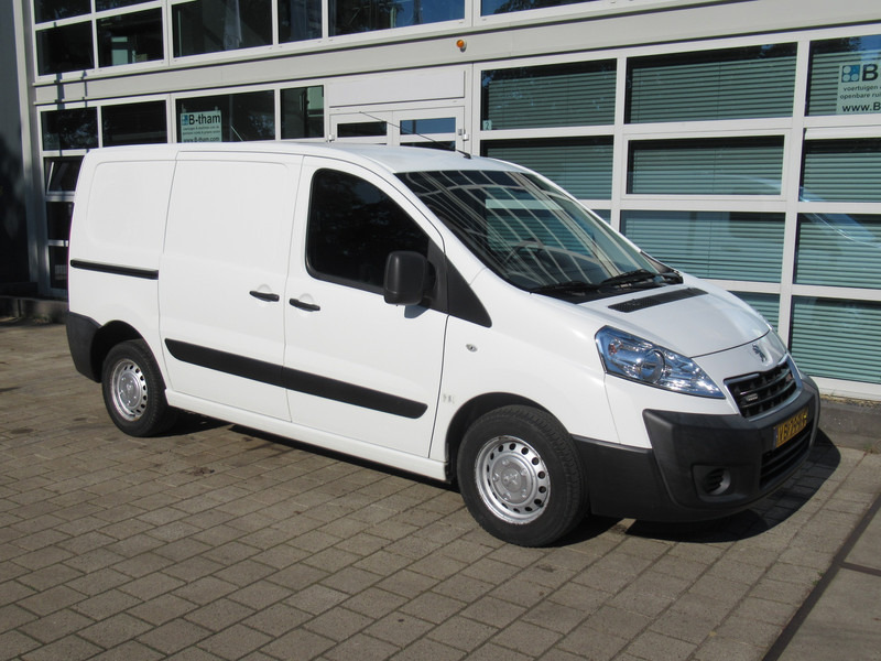 Peugeot Expert 227 1.6 HDI L1H1 P+ 3-zit ! Top Staat ! AIRCO - Väike kaubik: pilt 2 Peugeot Expert 227 1.6 HDI L1H1 P+ 3-zit ! Top Staat ! AIRCO - Väike kaubik: pilt 2