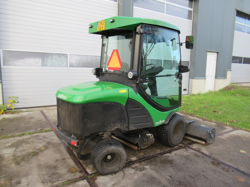 ROBERINE F3 3-delige klepelmaaier 30KW 4WD 4x4 - Muruniiduk: pilt 5 ROBERINE F3 3-delige klepelmaaier 30KW 4WD 4x4 - Muruniiduk: pilt 5