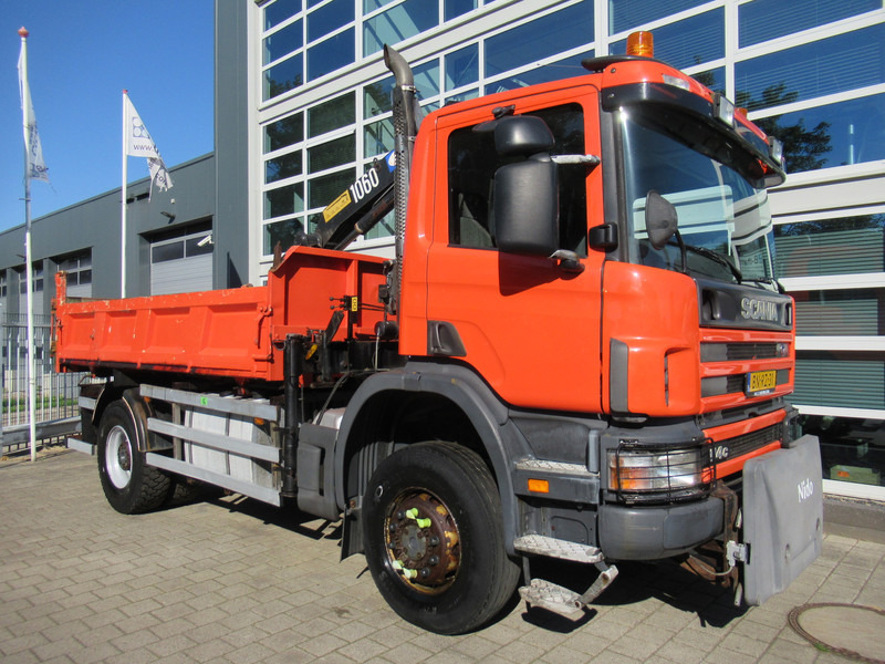Scania P 114 CB 4x4 HZ 340 3-W. Tipper - 3-S. Kipper + HMF 1063 Crane Kran - Kallurauto, Kraanaga veoauto: pilt 2 Scania P 114 CB 4x4 HZ 340 3-W. Tipper - 3-S. Kipper + HMF 1063 Crane Kran - Kallurauto, Kraanaga veoauto: pilt 2