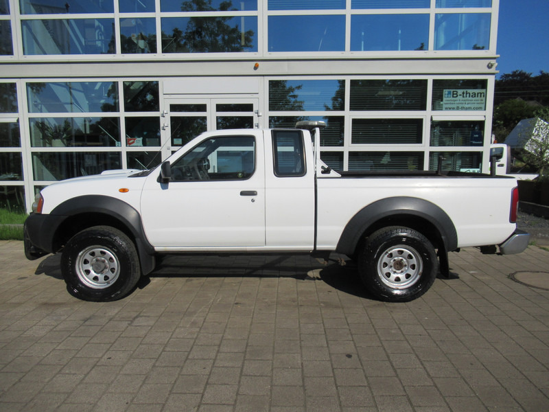 Nissan Navara 2.5 DTi King Cab 4-L.Lux. 1,5CAB PICK-UP - Tarbesõiduk: pilt 3 Nissan Navara 2.5 DTi King Cab 4-L.Lux. 1,5CAB PICK-UP - Tarbesõiduk: pilt 3