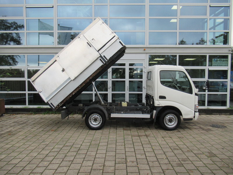 Toyota Dyna 100 3.0 D-4D 80KW Comfort Veegvuilkipper Tipper - Tarbesõiduk kallur: pilt 4 Toyota Dyna 100 3.0 D-4D 80KW Comfort Veegvuilkipper Tipper - Tarbesõiduk kallur: pilt 4