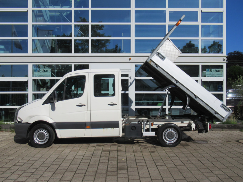 Volkswagen Crafter 35 2.5TDI 80 KW DOKA Dubbelcabine Kipper - Tarbesõiduk kallur, Meeskonnaauto: pilt 2 Volkswagen Crafter 35 2.5TDI 80 KW DOKA Dubbelcabine Kipper - Tarbesõiduk kallur, Meeskonnaauto: pilt 2