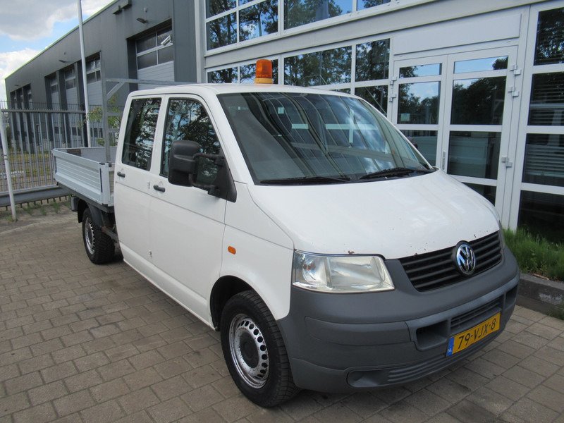 Volkswagen Transporter T5 2.5 TDI 96KW 340 DOKA Dubbelcabine - Madelauto, Meeskonnaauto: pilt 4 Volkswagen Transporter T5 2.5 TDI 96KW 340 DOKA Dubbelcabine - Madelauto, Meeskonnaauto: pilt 4