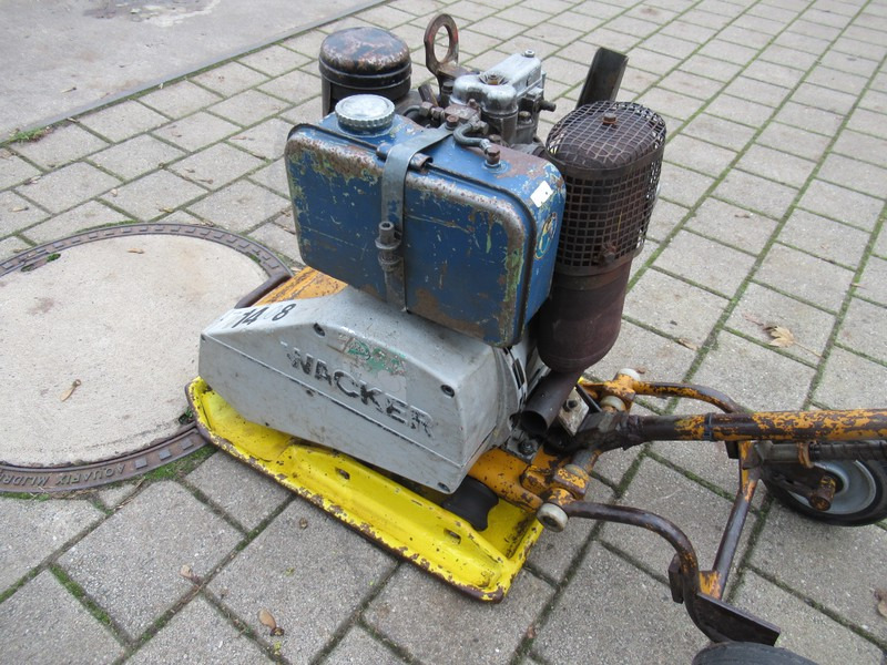 Wacker - Hatz DPS Trilplaat ES 75-2275, 4,1KW - Vibraatorplaat: pilt 5 Wacker - Hatz DPS Trilplaat ES 75-2275, 4,1KW - Vibraatorplaat: pilt 5
