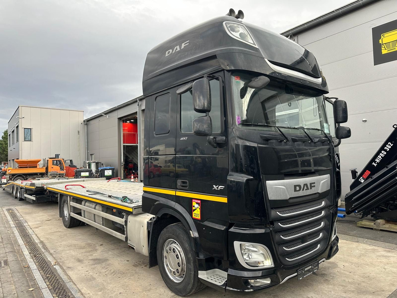 DAF 480XF*Flachzug*Aufstellbühne*VDI2700*Top! - Treilerveoauto: pilt 2 DAF 480XF*Flachzug*Aufstellbühne*VDI2700*Top! - Treilerveoauto: pilt 2