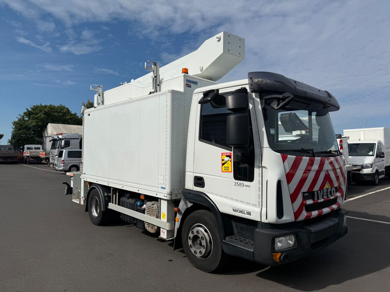 Iveco Eurocargo 120E18 E5/15m/Comet 151TAL - Veoautolt tõusev platvorm: pilt 2 Iveco Eurocargo 120E18 E5/15m/Comet 151TAL - Veoautolt tõusev platvorm: pilt 2