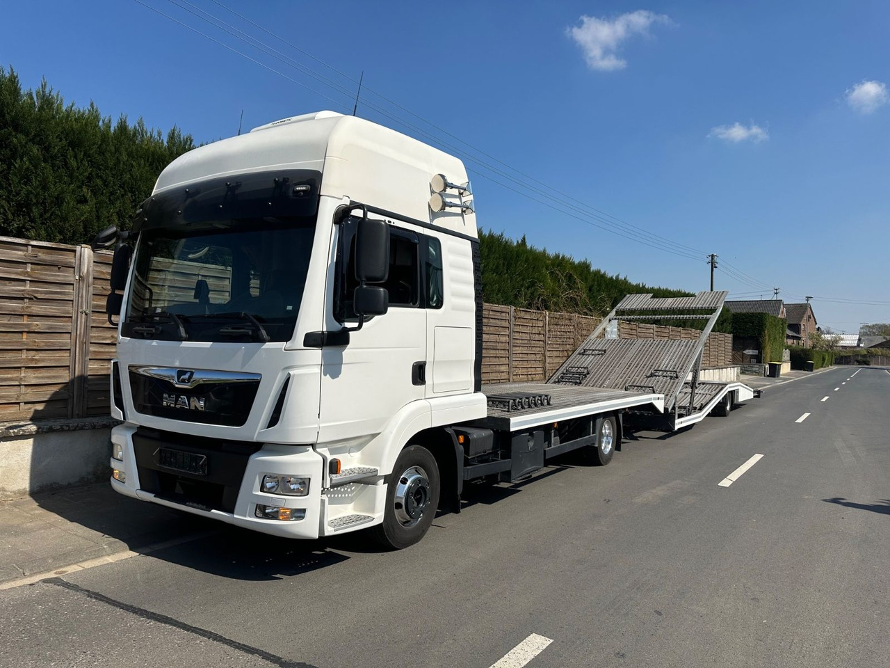 MAN 8.250 TGL*VDI2700*TOP*4-er Zug BFT Anhänger MAN 8.250 TGL*VDI2700*TOP*4-er Zug BFT Anhänger - Treilerveoauto, Tarbesõiduk: pilt 1 MAN 8.250 TGL*VDI2700*TOP*4-er Zug BFT Anhänger MAN 8.250 TGL*VDI2700*TOP*4-er Zug BFT Anhänger - Treilerveoauto, Tarbesõiduk: pilt 1