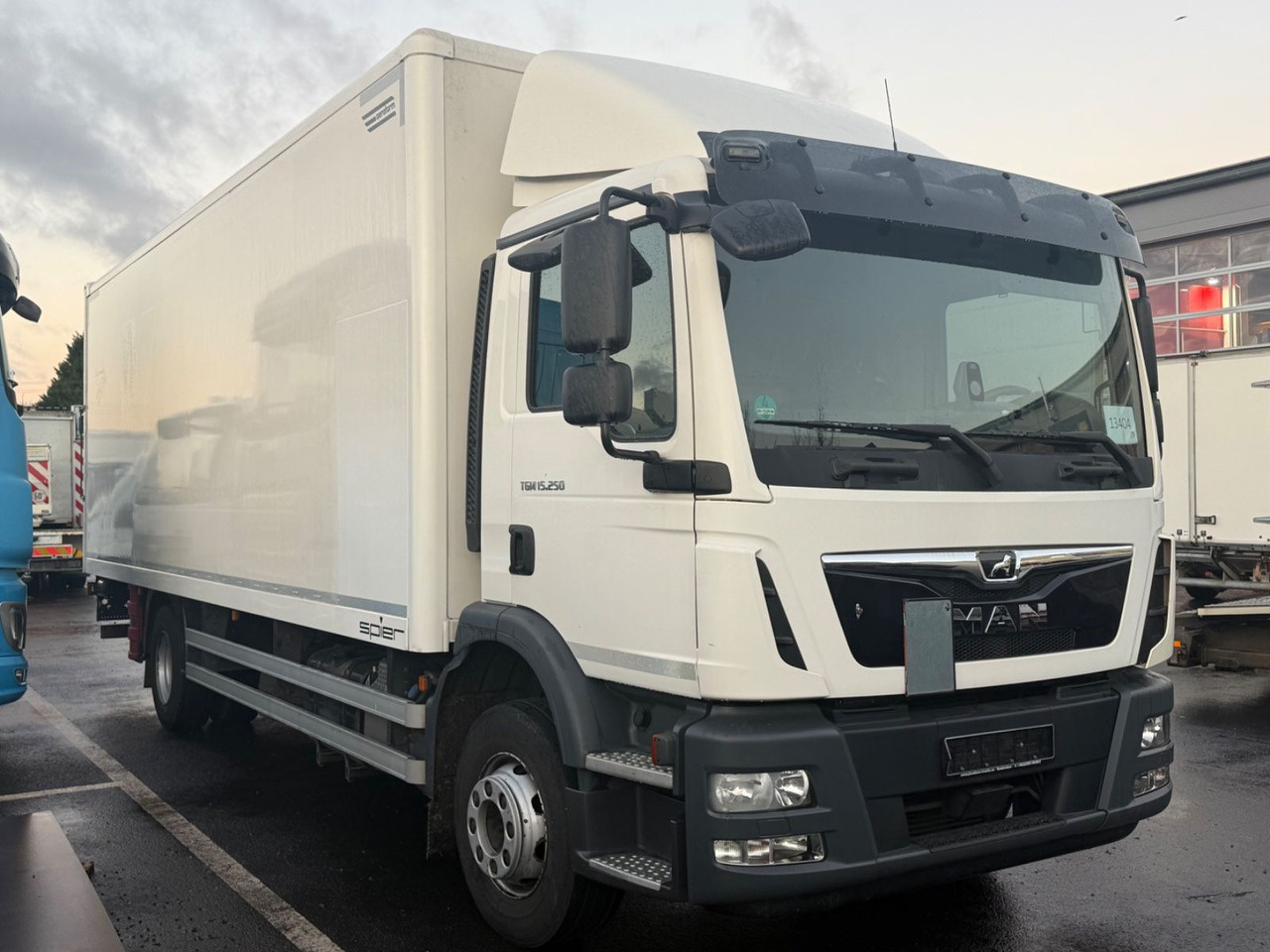MAN TGM 15.250 Autom., Klima, Palfinger MBB, TOP - Kasti veoauto: pilt 3 MAN TGM 15.250 Autom., Klima, Palfinger MBB, TOP - Kasti veoauto: pilt 3