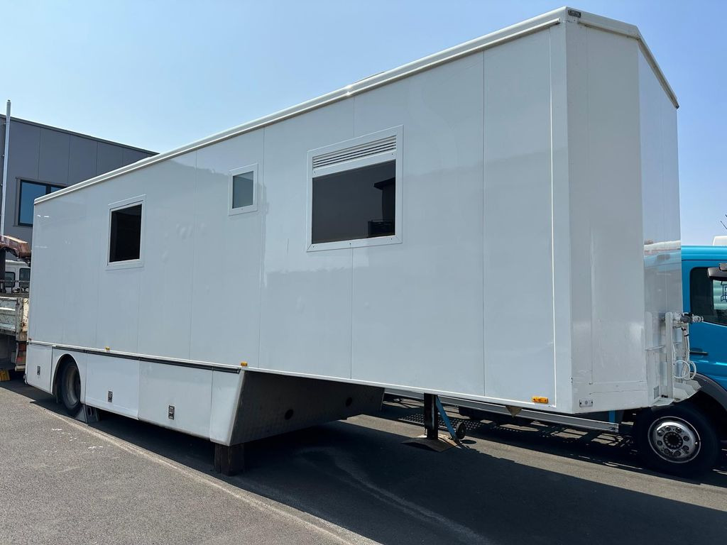 VanHool*WohntrailerProjekt*Aggregat*Wasser - Matkaauto: pilt 1 VanHool*WohntrailerProjekt*Aggregat*Wasser - Matkaauto: pilt 1