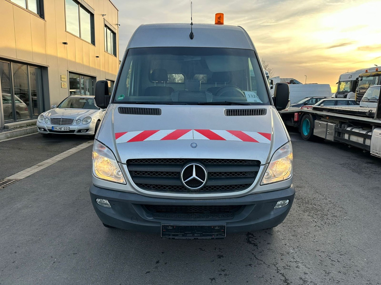 Mercedes-Benz Sprinter 316 CDI*Werkstattausbau*orig.ATM - Kaubik: pilt 4 Mercedes-Benz Sprinter 316 CDI*Werkstattausbau*orig.ATM - Kaubik: pilt 4