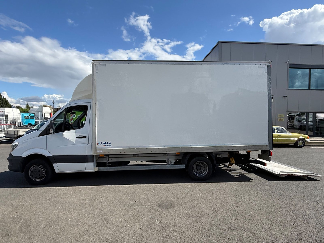 Mercedes-Benz Sprinter II 516 CDI /Automatik/LBW/Koffer/Kamera - Tarbesõiduk furgoon: pilt 5 Mercedes-Benz Sprinter II 516 CDI /Automatik/LBW/Koffer/Kamera - Tarbesõiduk furgoon: pilt 5
