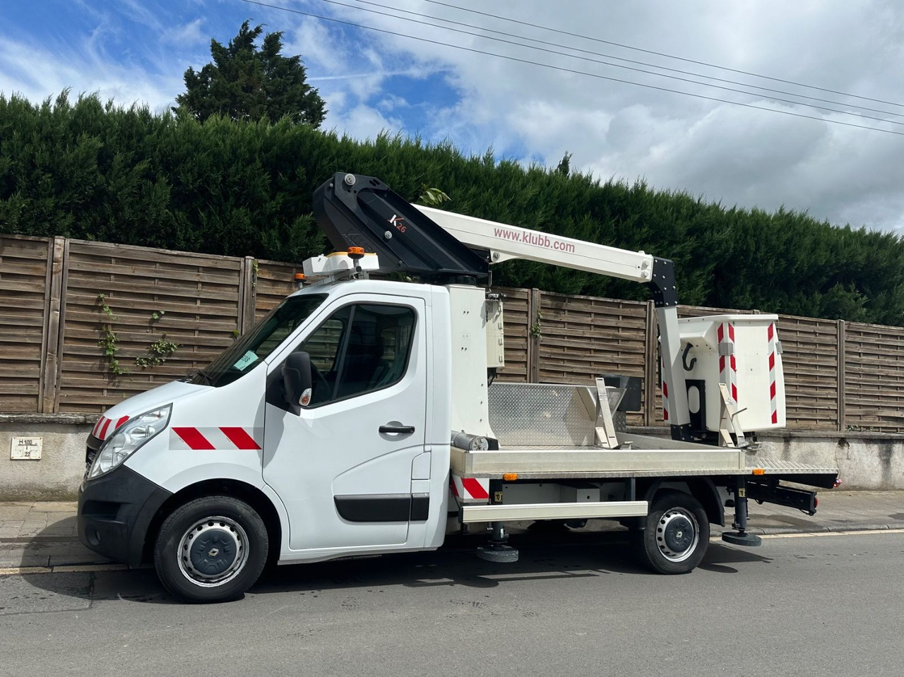 Renault Master III Steiger/11,2m/3,5t/Klubb K26/Klima - Veoautolt tõusev platvorm: pilt 1 Renault Master III Steiger/11,2m/3,5t/Klubb K26/Klima - Veoautolt tõusev platvorm: pilt 1