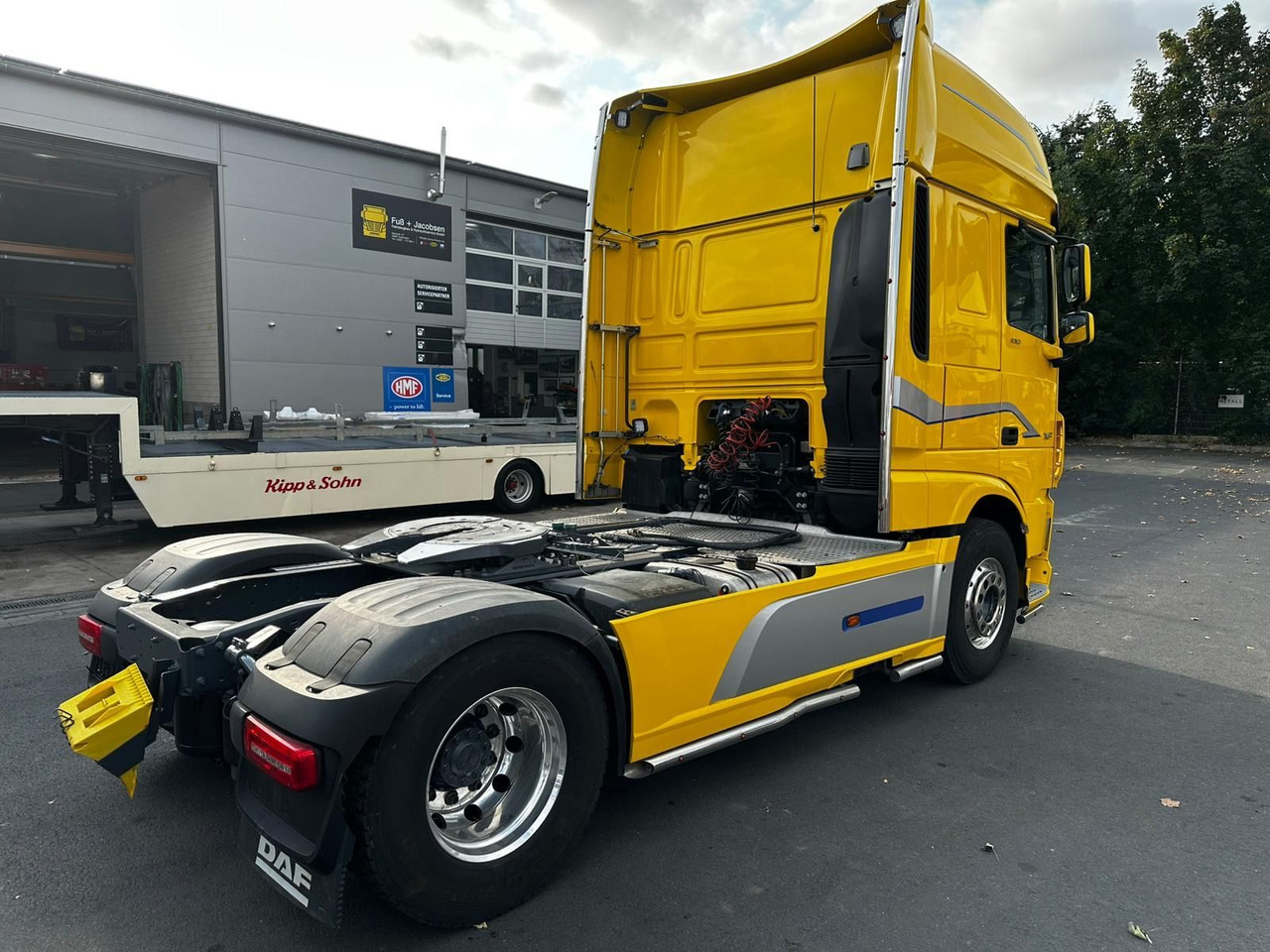 DAF XF 530/Intarder/2-K-Hydraulik/Luft-Luft/SCC - Sadulveok: pilt 4 DAF XF 530/Intarder/2-K-Hydraulik/Luft-Luft/SCC - Sadulveok: pilt 4